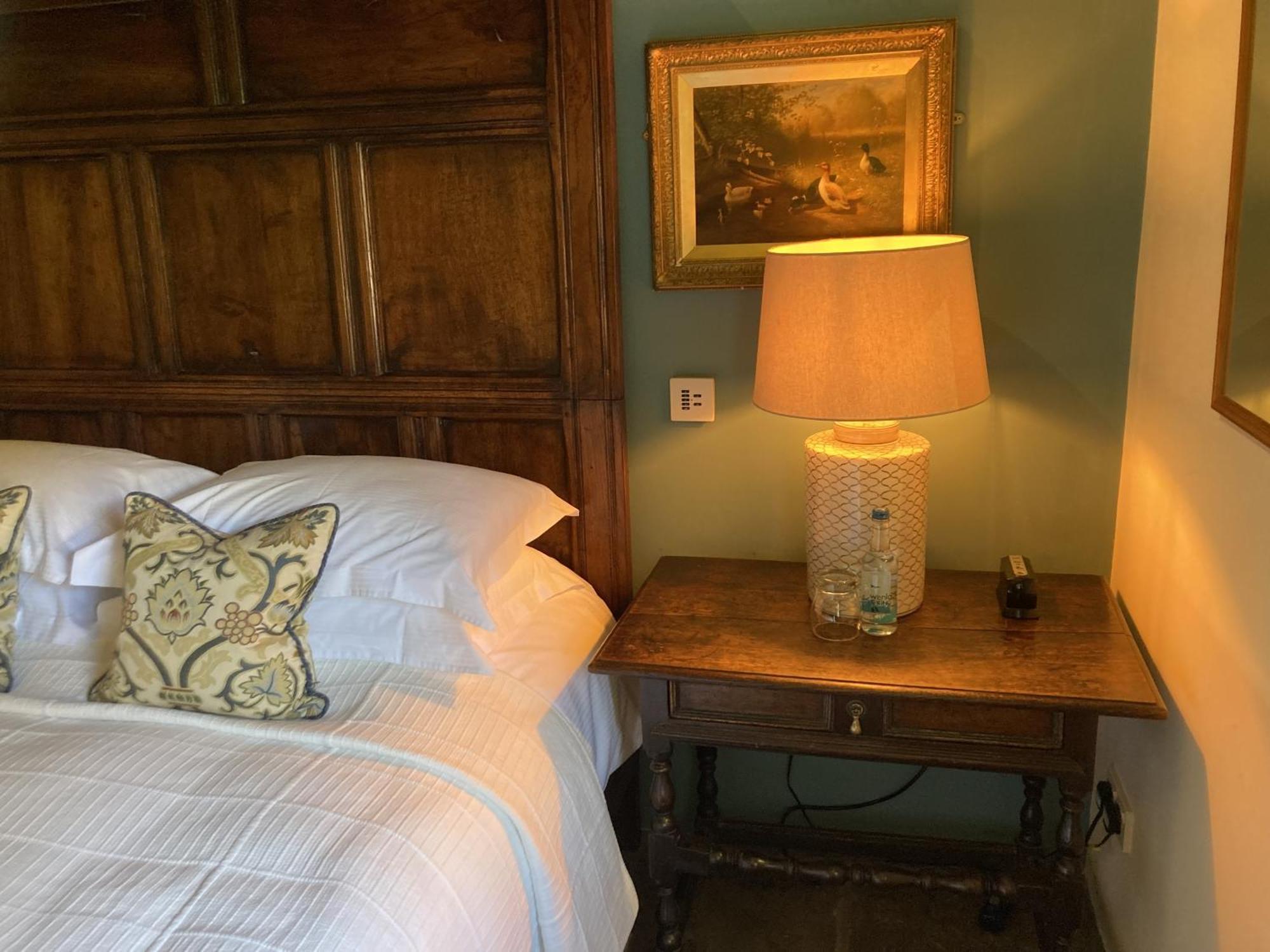 Old Downton Lodge Ludlow Szoba fotó